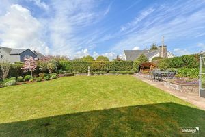 Photo 25- click for photo gallery